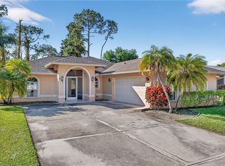 258 Willoughby DR, NAPLES, FL 34110