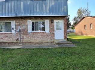 7624 Rosewood Dr APT E, Blanchester, OH 45107