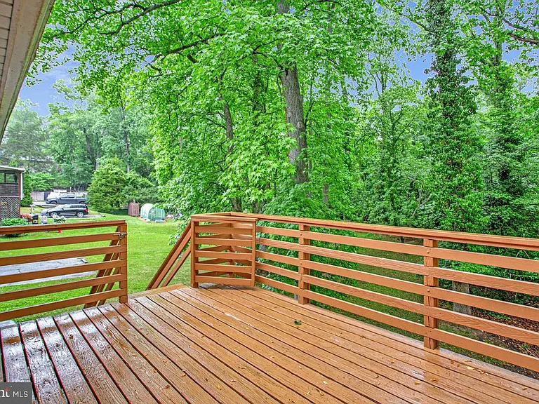 607 Ridge Dr — Photo 24
