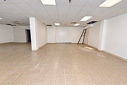 5th image of 134 Merrimack St