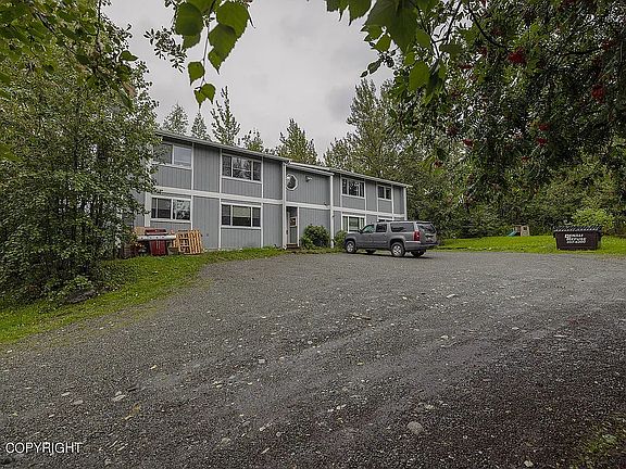 2nd image of 1051 E Snohomish Ave APT 3