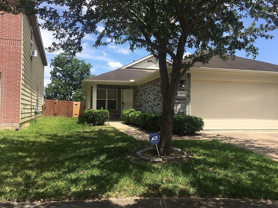1st image of 12811 Kingston Point Ln