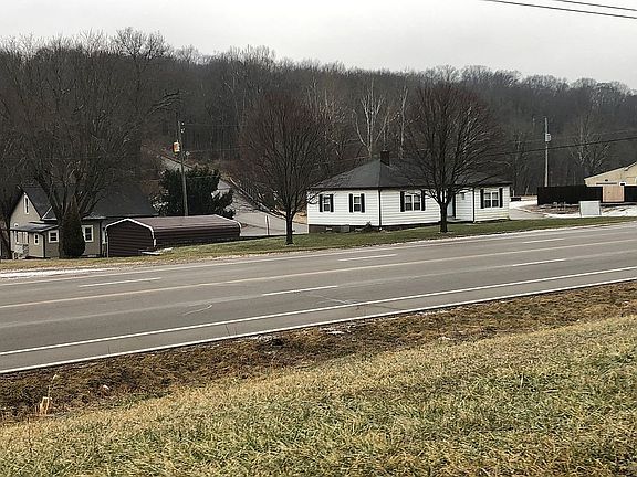 3rd image of 3460 Pike W