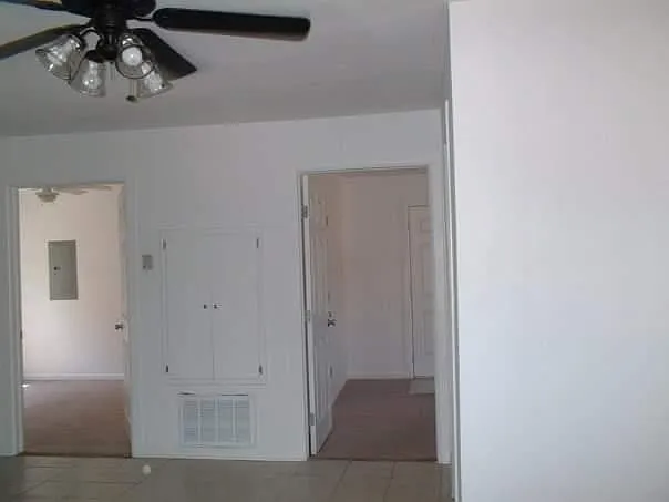 302 W Maple Ave #A — Photo 9