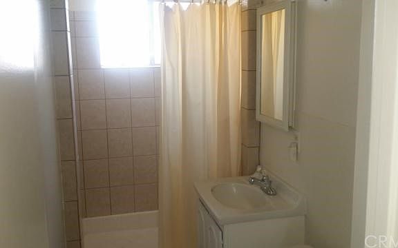 5th image of 242 E Avenue J7