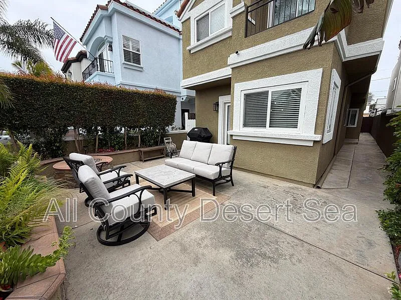 3 bed, 3.5 bath, 2700 sqft, $12,000 — Photo 4