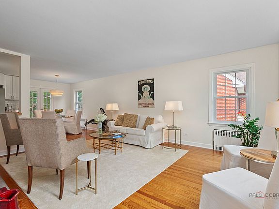 4th image of 204 Park Ave