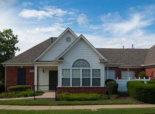 52 Peyton Ridge Dr, Collierville, TN 38017