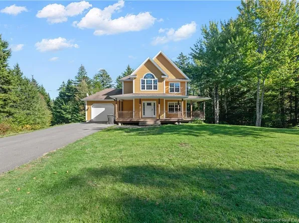 96 Aboujagane, Memramcook, NB E4K 3P5