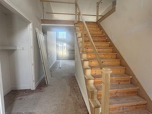 3rd image of 50758 Timberstone Dr