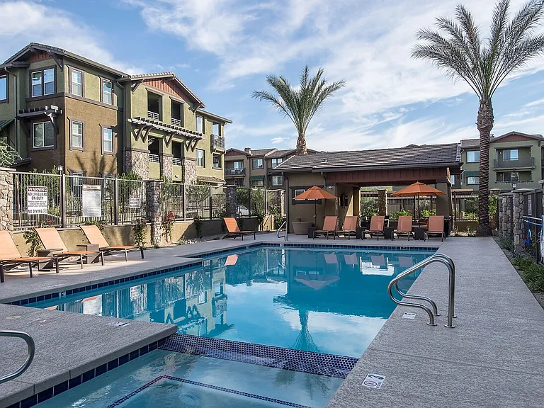 One North Scottsdale Apartments — Photo 29