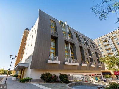 6500 America Blvd APT 207, Hyattsville, MD, 20782