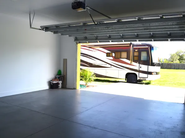 172 Bald Cypress Avenue, Clewiston, FL 33440