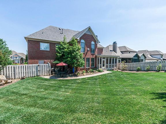 4th image of 9117 Hailes Abbey Ln