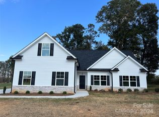 7809 Medlin Rd, Monroe, NC 28112