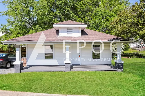3225 Summit Ave Photo 1
