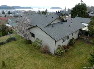 803 38th St, Anacortes, WA 98221