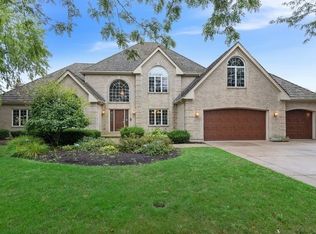 2272 Sable Oaks Dr, Naperville, IL