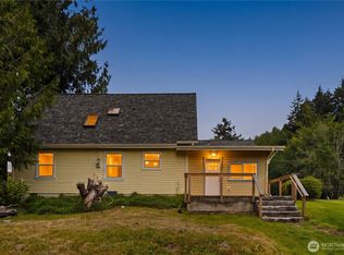17816 Herron Rd NW, Lakebay, WA 98349