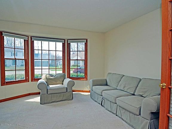 5th image of 2224 Cedarbend Dr