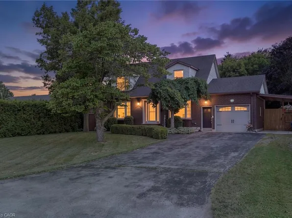1015 Queen St, Norfolk County, ON N0J 1E0