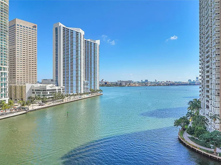 465 Brickell Ave #1001 — Photo 16