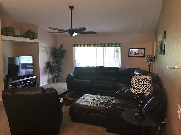 5th image of 9318 Barrington Oaks Dr