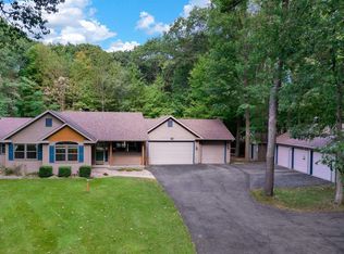 N1970 Majestic Pines Cir, Wautoma, WI 54982