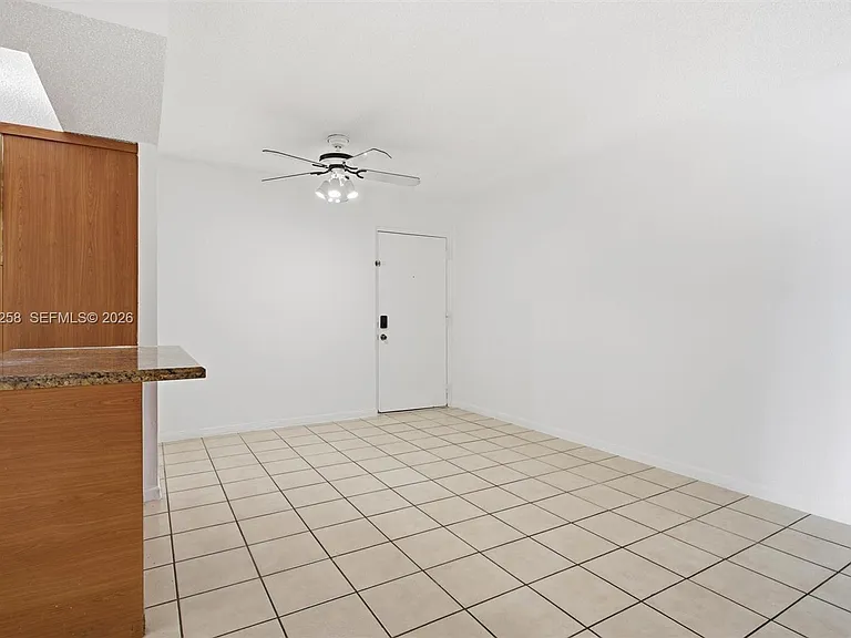810 SW 129th Pl #209 — Photo 8