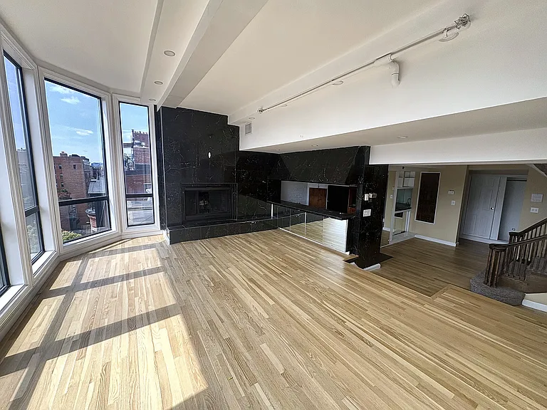 113A Beacon St — Photo 2
