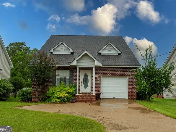31 Crescent Cv, Thomasville, GA 31757