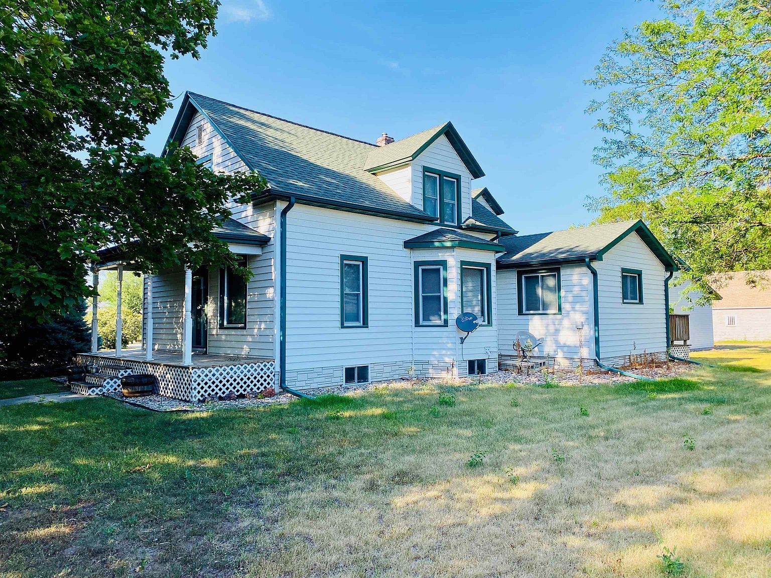 911 1st St, Scotland, SD 57059 Zillow