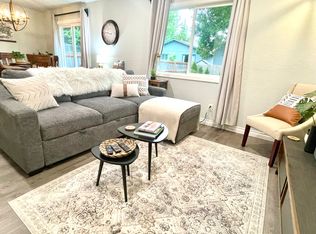 8100 Sabrina St, Anchorage, AK 99507