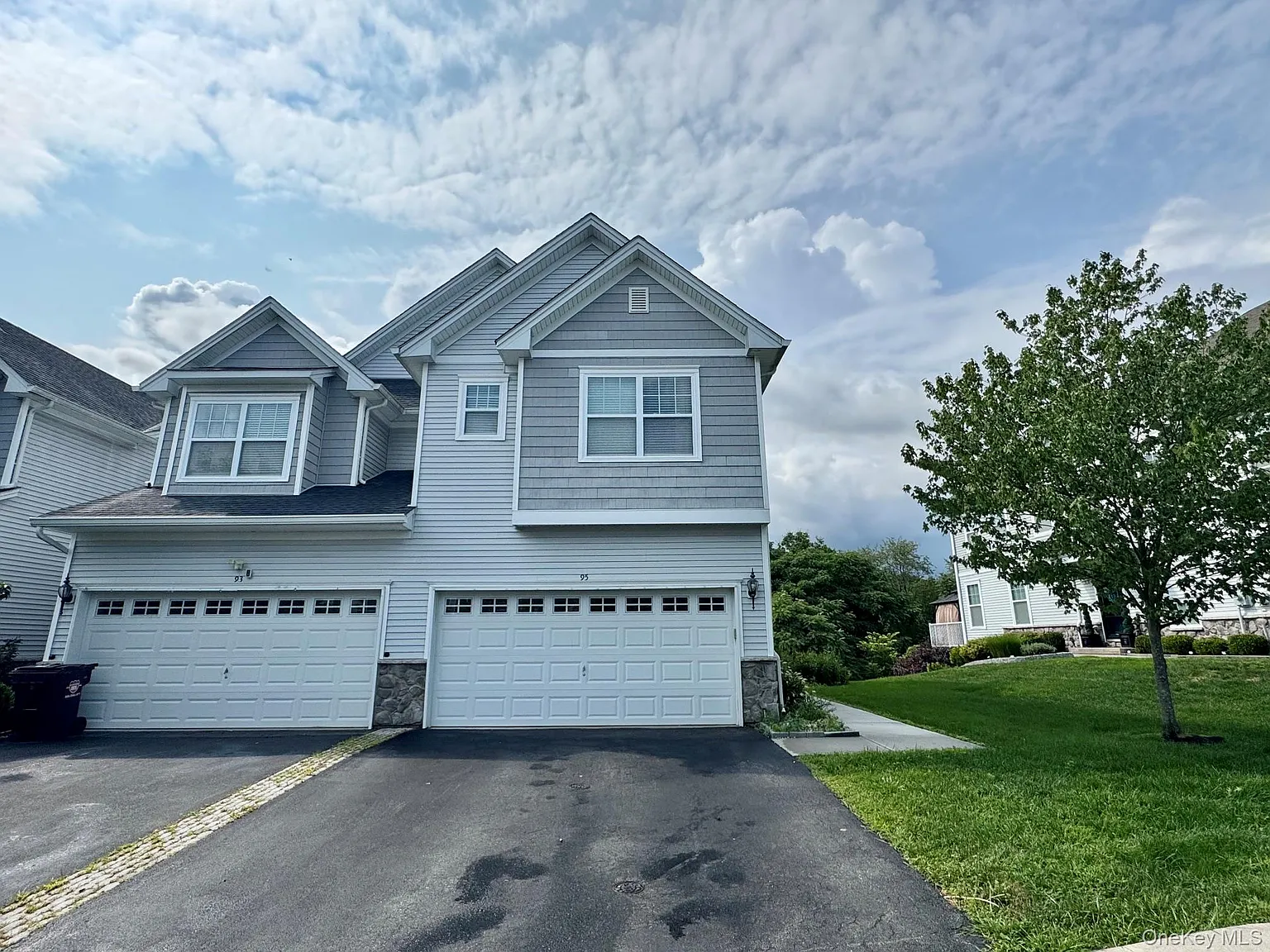 3 bed, 3.5 bath, 1781 sqft, $3,600 — Photo 3