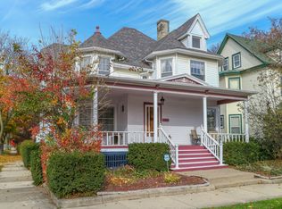 422 16th St, Racine, WI 53403