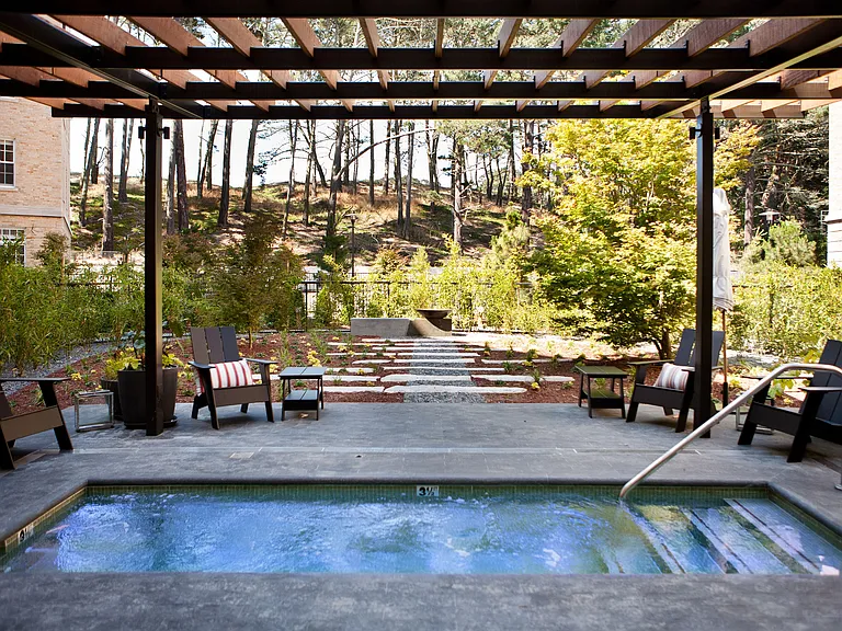Landmark — Photo 5