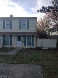 20420 Williamsburg Ct #302B, Middleburg Heights, OH, 44130