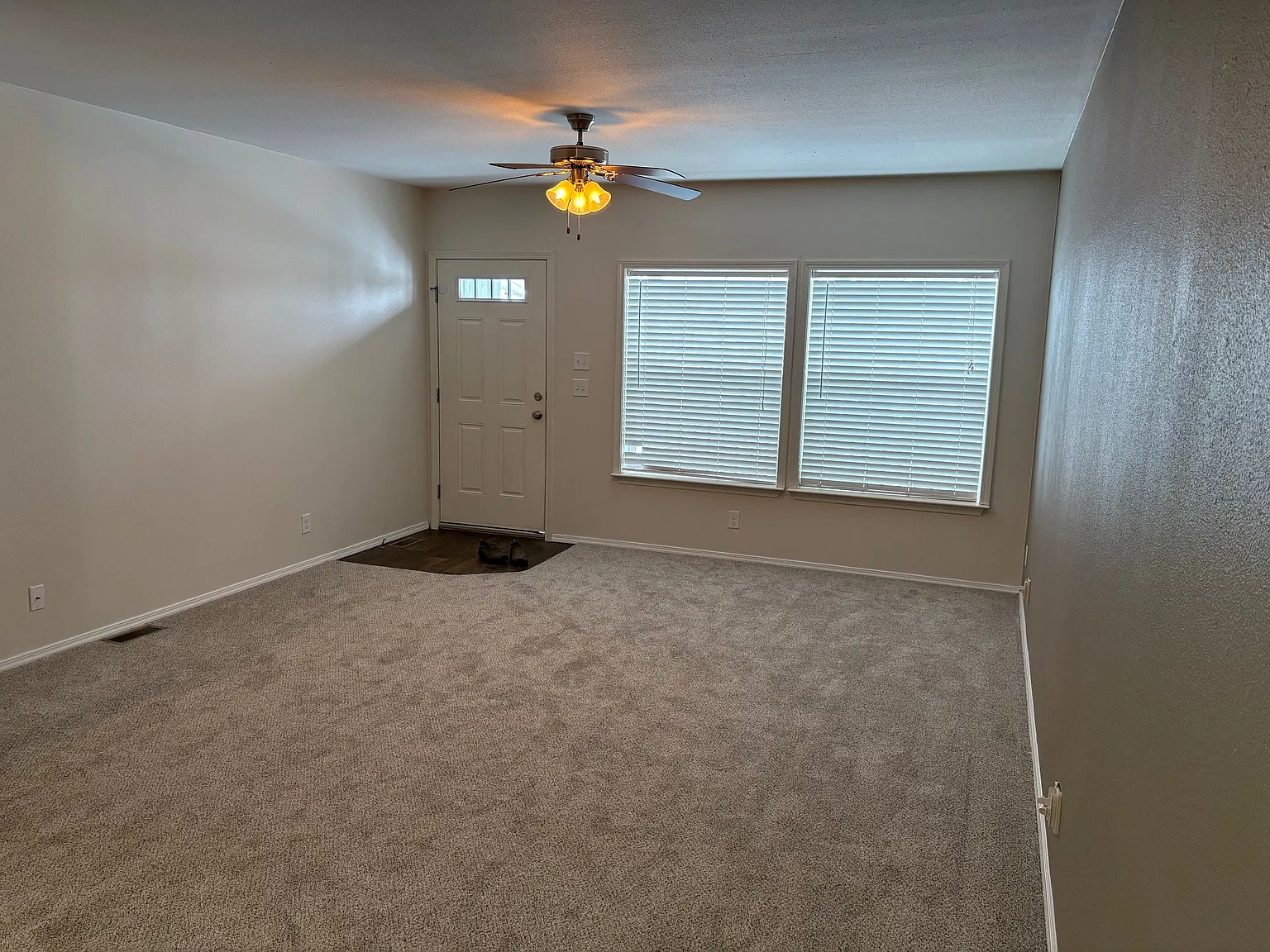 Newly Updated 3br/3ba With 2-Car Attached Garage! — Photo 4