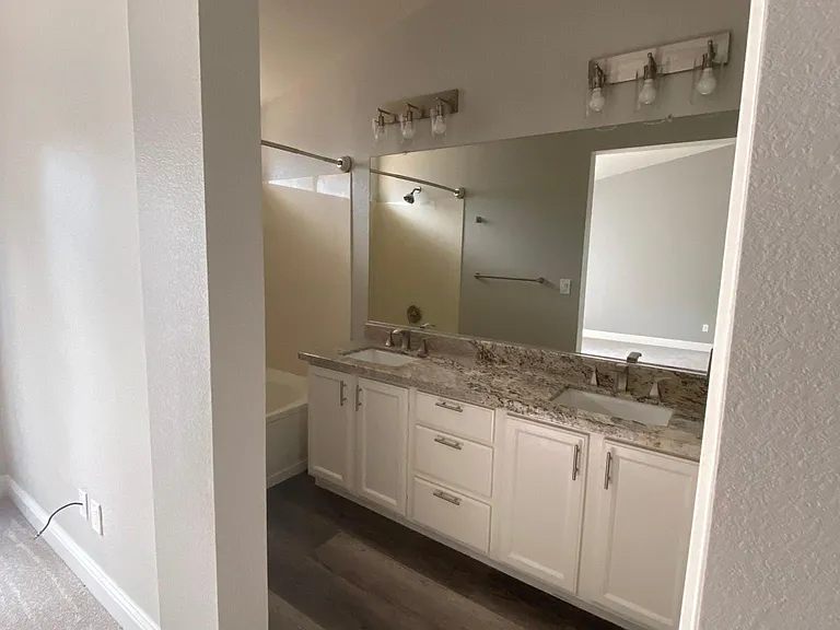 1131 Valley Oak Pl — Photo 9