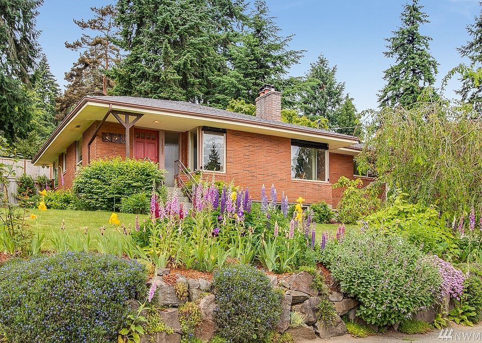 1st image of 11533 24th Ave NE