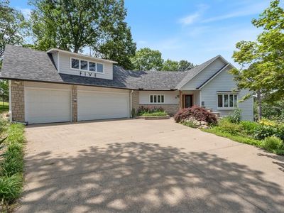 5 Augusta Ln, Holiday Island, AR, 72631