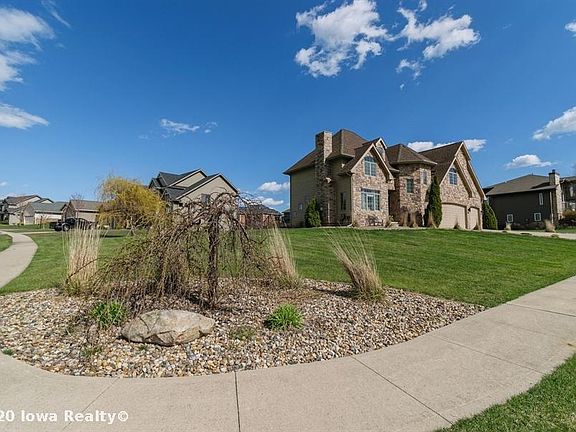 3rd image of 15216 Northview Dr