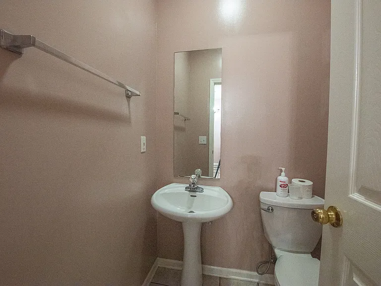 1432 S Donahue Dr #B — Photo 8