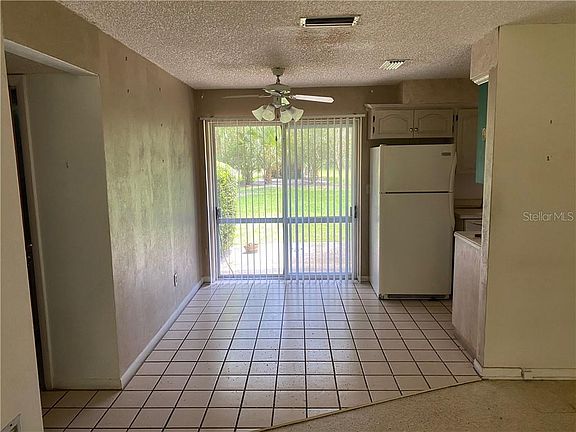 5th image of 208 Michael Dr