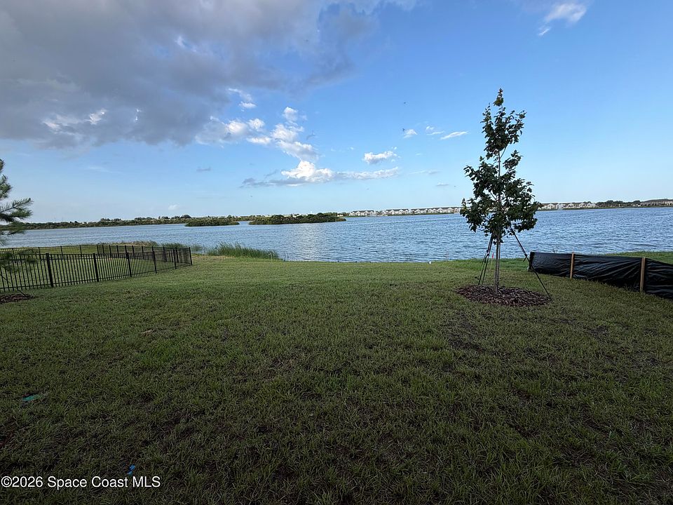 2nd image of 4301 Dockyard Dr