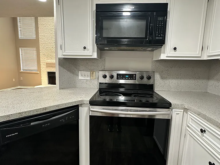 Glasstop Stove & Microwave