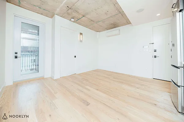 Rented by Nooklyn NYC LLC | media 20