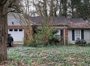 3412 Covington Oaks Dr, Charlotte, NC 28205