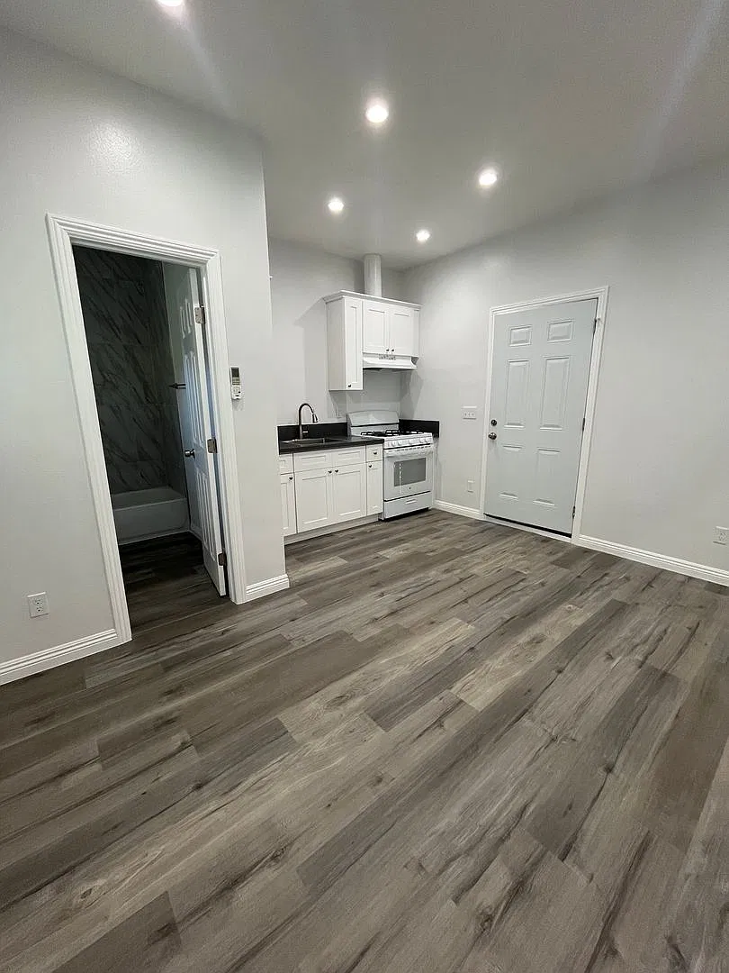 626 East 5th Street LLC — Photo 1