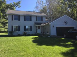 541 Bayview Dr, Cheboygan, MI 49721